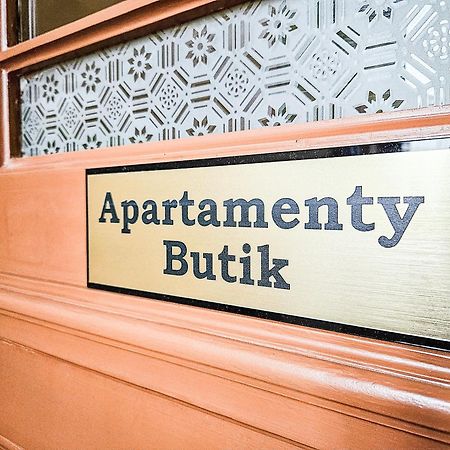 Butik Apartamenty Old Town Torun - Parking Exteriér fotografie
